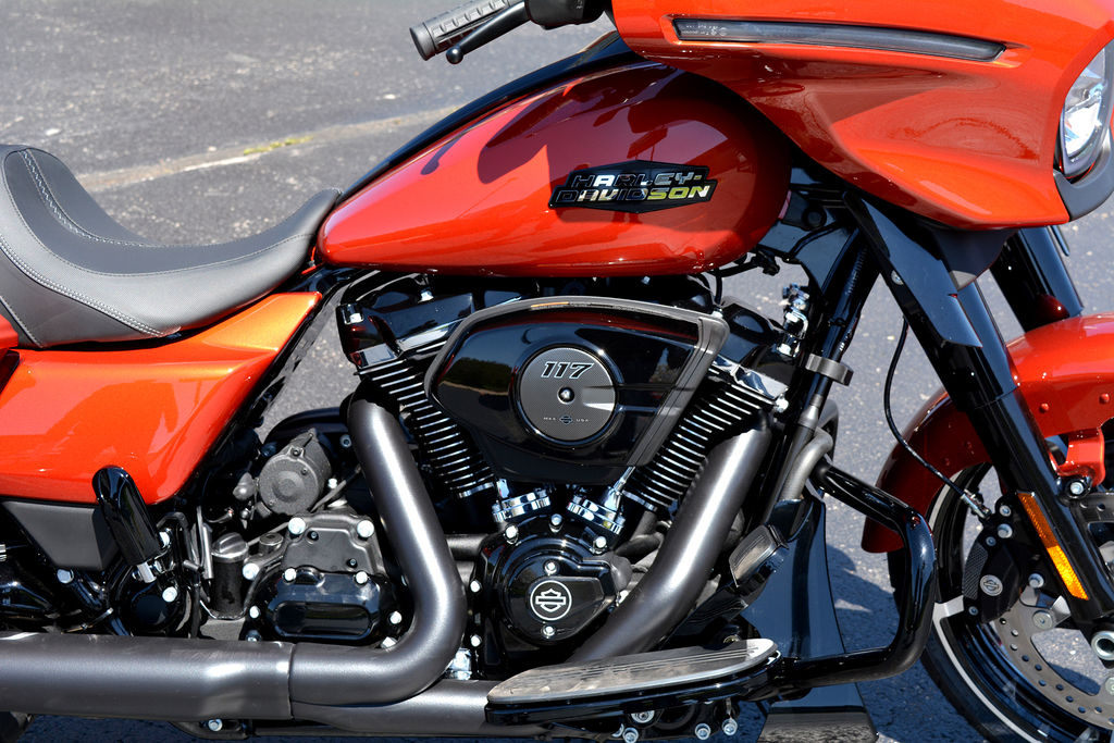 2024 FLHX - Street Glide  628798 - Click for larger photo