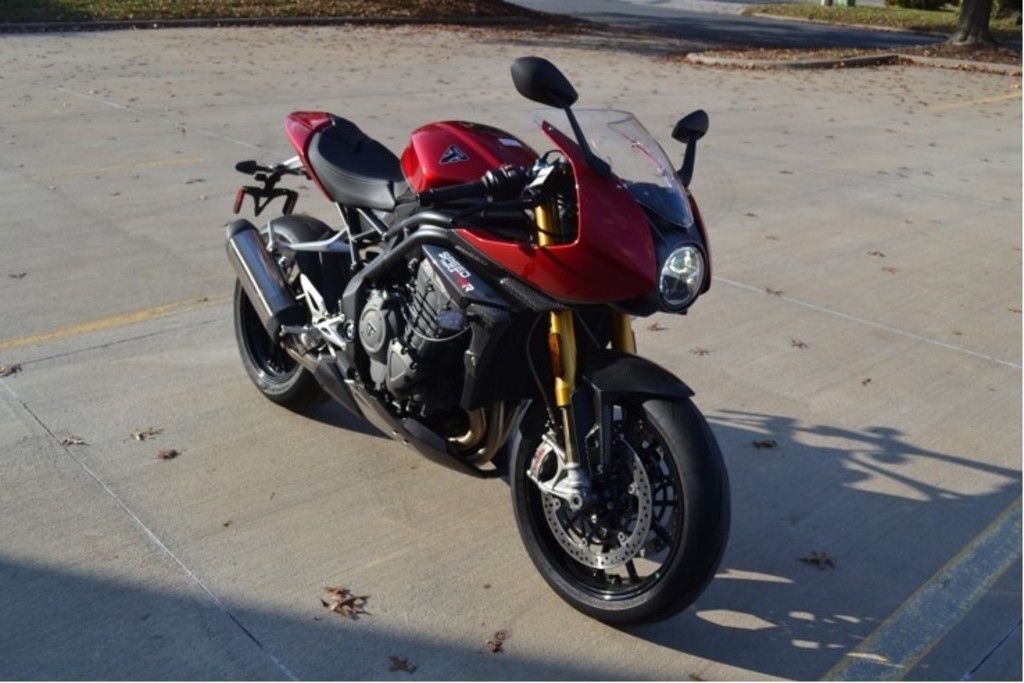 2022 Speed Triple 1200 RR Red Hopper Storm Gr  U22005-GB - Click for larger photo