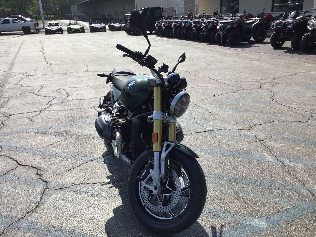 2024 R 12 nineT  BMJ49421 - Click for larger photo